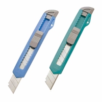 齐心B2809，18mm美工刀(爆款一口价）,大号美工刀，SK5办公美工刀，切纸刀，小刀子