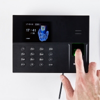 晨光AEQ96707，网络版指纹考勤机打卡机上班签到机免安装自动报表U盘下载