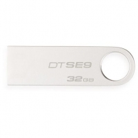 金士顿SE9，32GB金属U盘（USB2.0） 银色亮薄