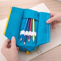 得力66758，翻盖内置笔插网格笔袋简约多功能收纳学生大容量文具盒 