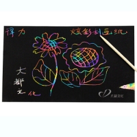 得力3243，8k炫彩刮画纸（1/100/200）5张/包炫彩刮画纸儿童刮蜡纸涂画本册送刮画笔