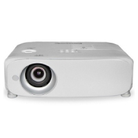 松下（Panasonic） 投影仪办公 工程高端高清投影机 PT-BW550C（5500流明高清宽屏）